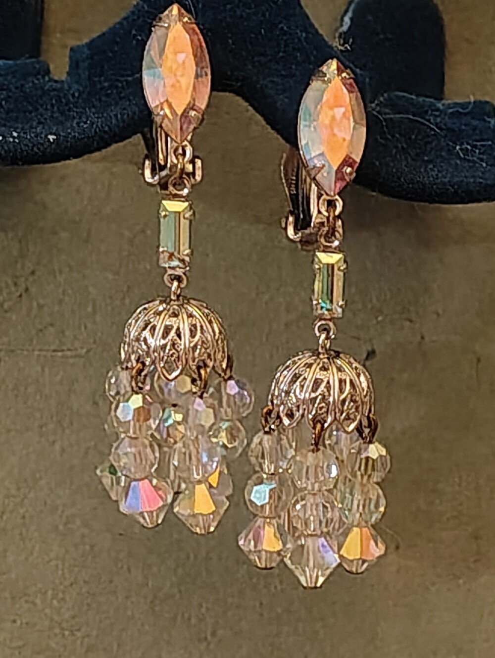 Vintage Lewis Segal California Signed ABCrystal Filigree Tassel Clip On Earrings